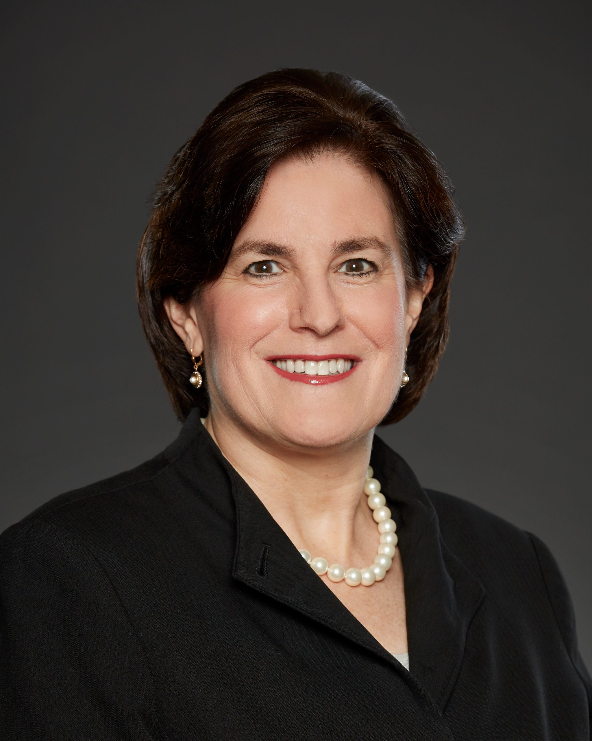 Lisa Caputo Moves Power Women